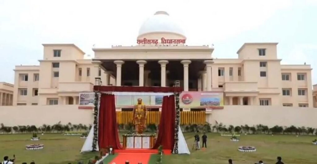 विधानसभा में गूंजा सारंगढ़-बिलाईगढ़ में मेडिकल कॉलेज का मुद्दा, सरकार ने कहा – फिलहाल नहीं है कोई प्रस्ताव..