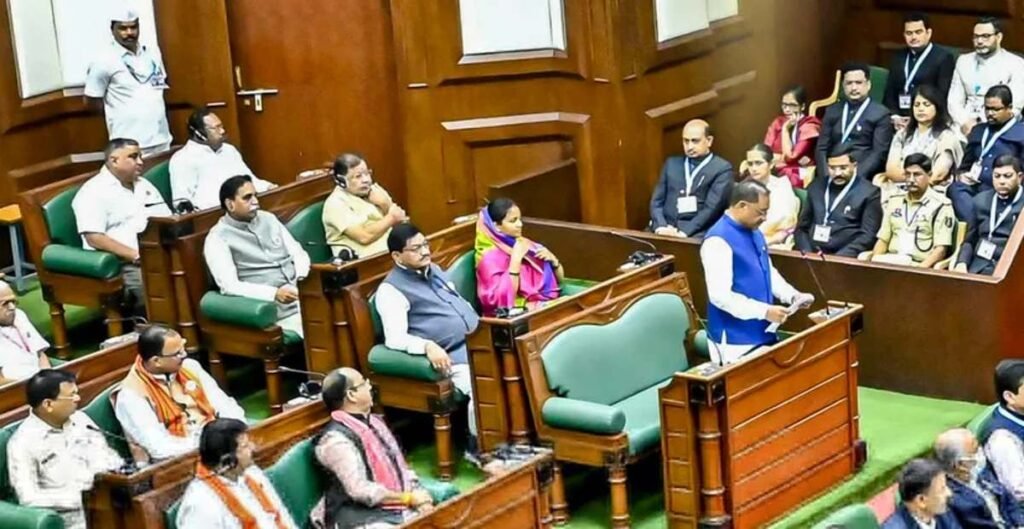 विधानसभा में पारित हुआ ईज ऑफ डूइंग बिजनेस विधेयक, जोखिम आधारित बिजनेस परमिशन व्यवस्था लागू करने वाला छत्तीसगढ़ बना देश का पहला राज्य..