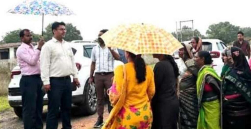 जिला सीईओ ऋषिकेश तिवारी का बरमकेला दौरा, विकास कार्यों का लिया जायजा, समय पर काम पूरा करने के दिए निर्देश..